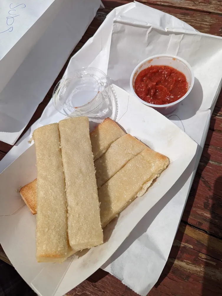 Breadsticks and Sauce